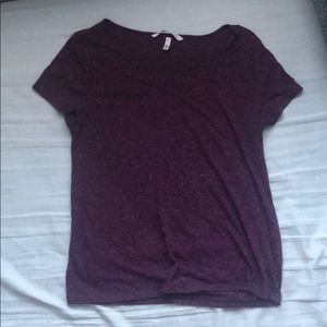 VICTORIA SECRET VNECK T-SHIRT